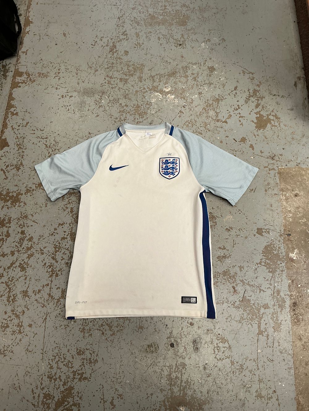 Lot 95: Nike England National Team 2016 Home Football Jersey