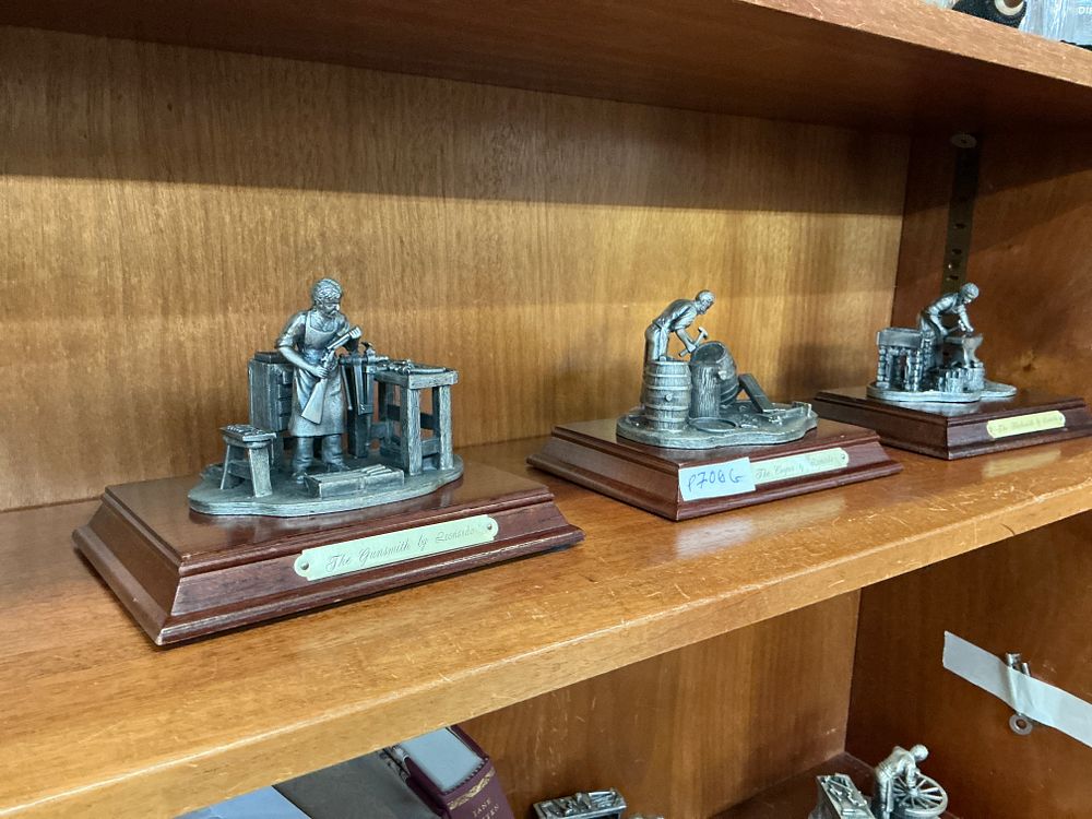 Lot 453: A Collection of Leonardo Collection Cast Metal Tradesmen Figurines on Wooden Bases