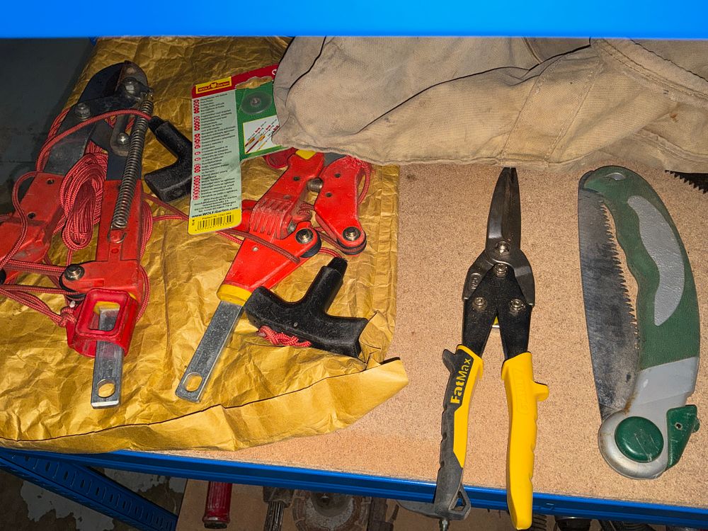 Lot 186: An Assortment of Manual Hand and Gardening Tools Including Wolf-Garten and Stanley FatMax