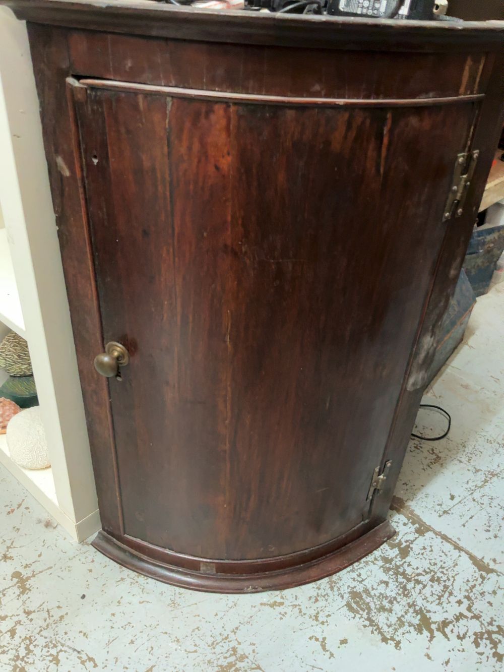 Lot 254: George III Mahogany Bow Front Corner Cupboard