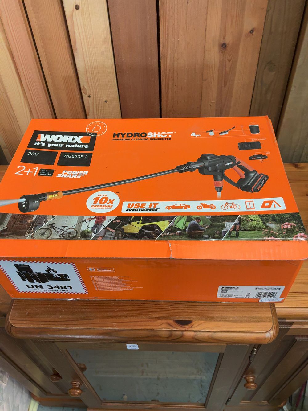 Lot 400: Worx Hydroshot WG620E.2 20V Portable Power Cleaner Kit