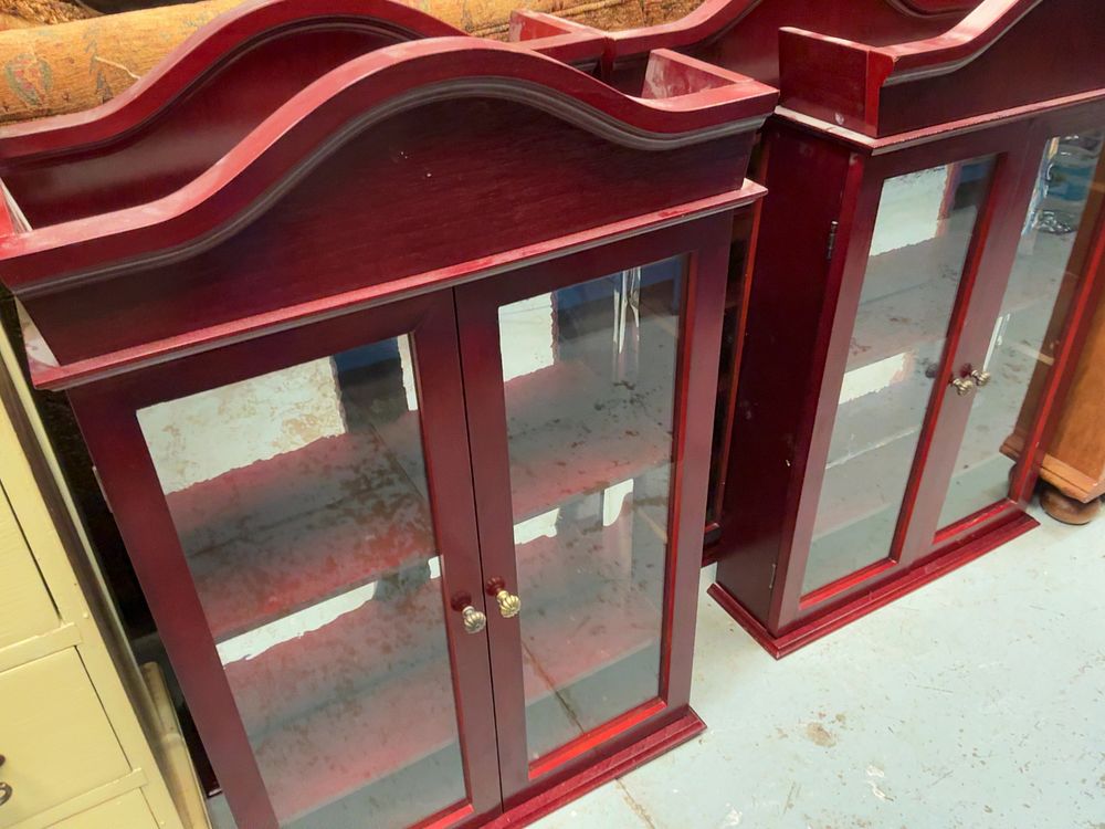 Lot 286: A Set of Georgian Revival Style Glazed Wall Mounted Curio Cabinets