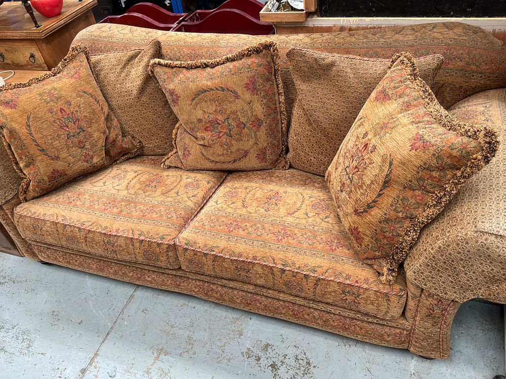 Lot 300: Large Traditional Three-Seater Tapestry-Style Upholstered Sofa with Five Back Cushions and Two Throws