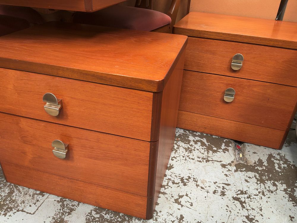Lot 359: A Pair of Mid-Century Modern Teak Bedside Chests