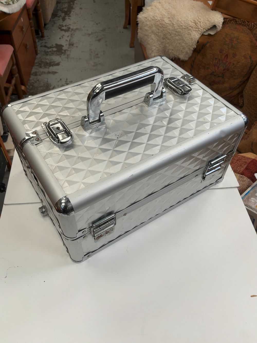 Lot 369: A Professional Aluminium Vanity Case Containing an Assortment of Nail Technician and Manicure Supplies