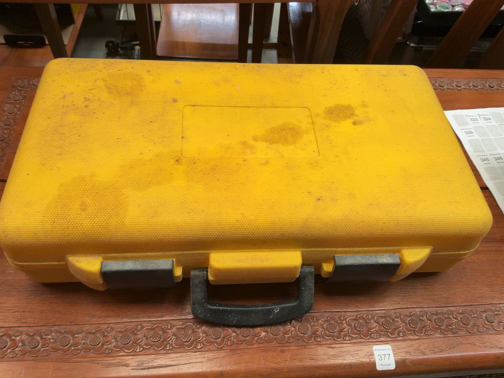 Lot 381: A Power Master rotary laser level kit with tripod and accessories