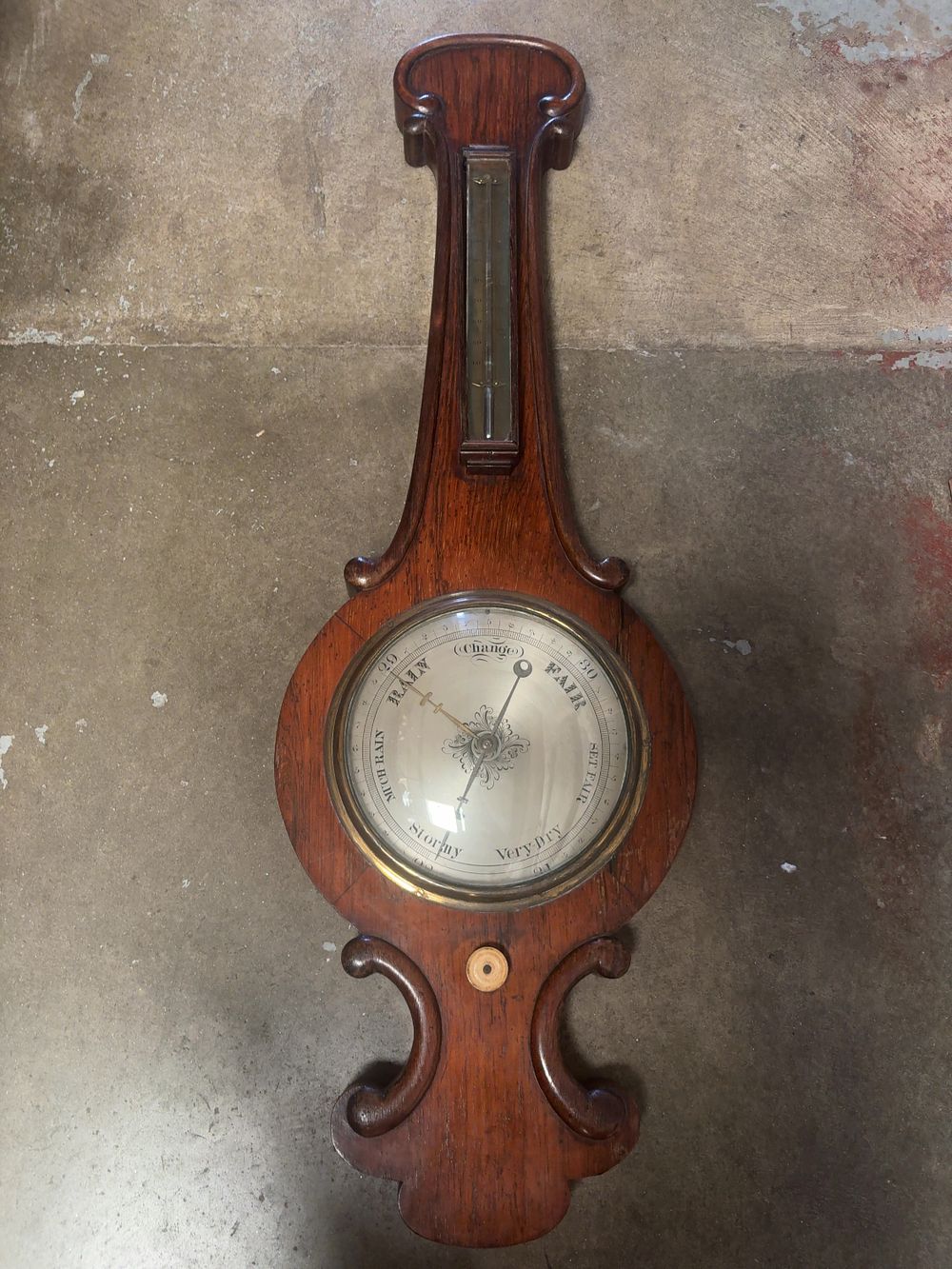 Lot 210: Victorian Oak Banjo-Shaped Aneroid Barometer
