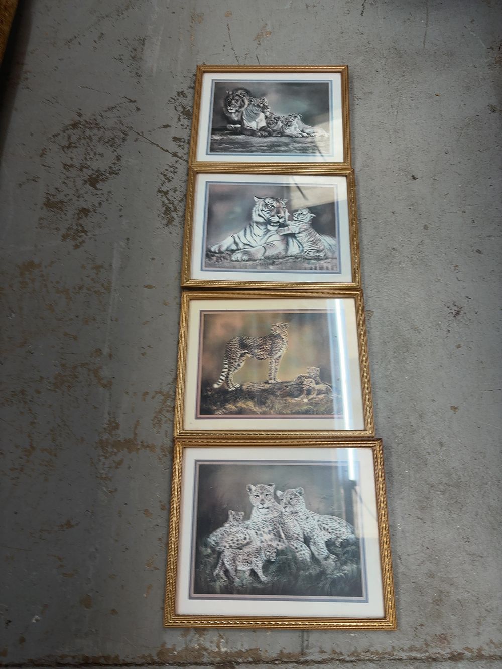 Lot 329: Gary Hoffman, A Set of Photolithographic Wildlife Prints