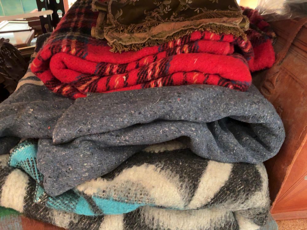 Lot 189: A Collection of Vintage Textiles, Leather Travel Bag, and Millinery