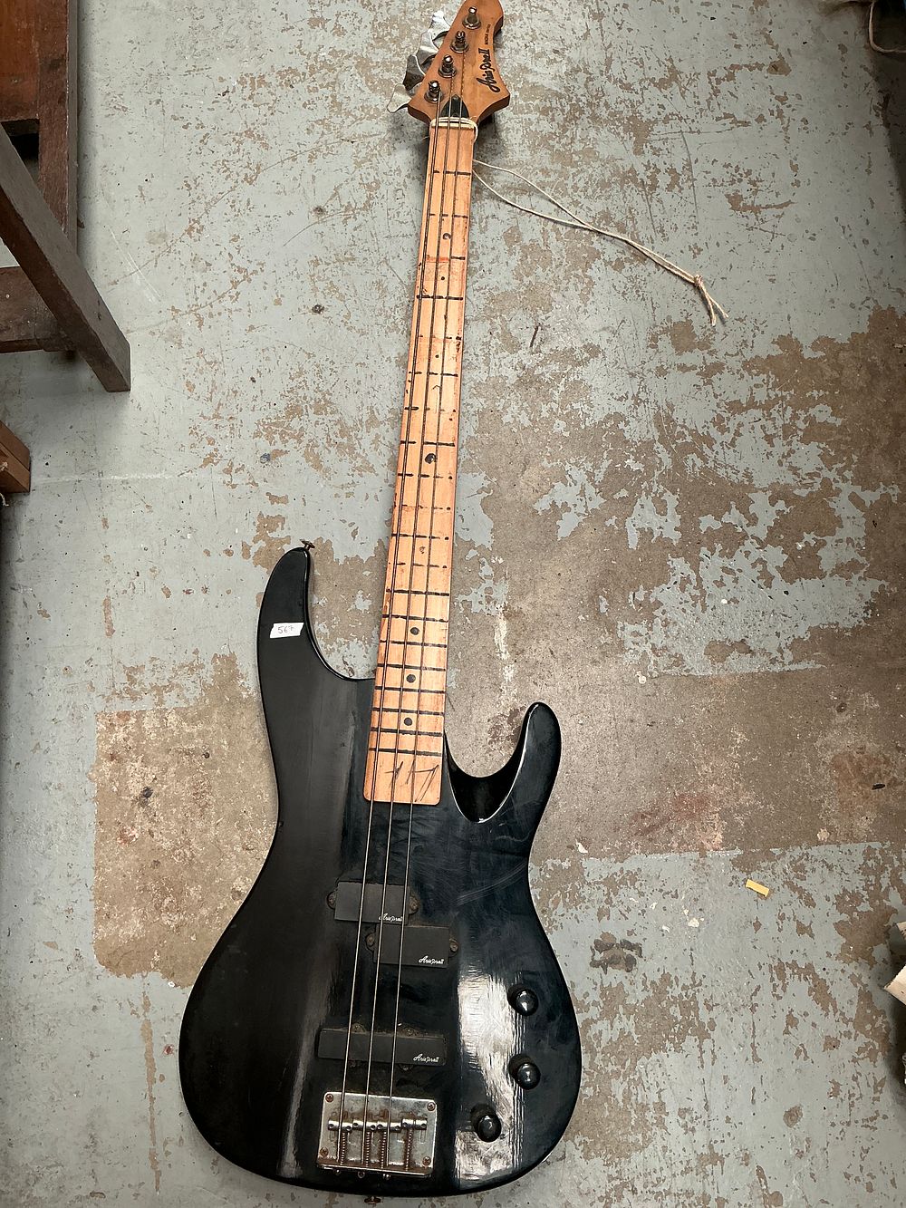 Lot 204: Aria Pro II Magna Series 4-String Electric Bass Guitar