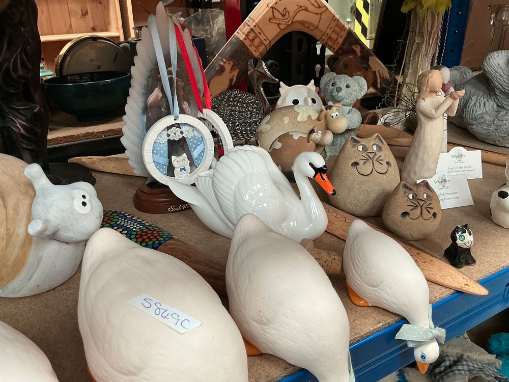 Lot 206: An Assortment of Decorative Figurines and Ornaments including John Beswick and Willow Tree
