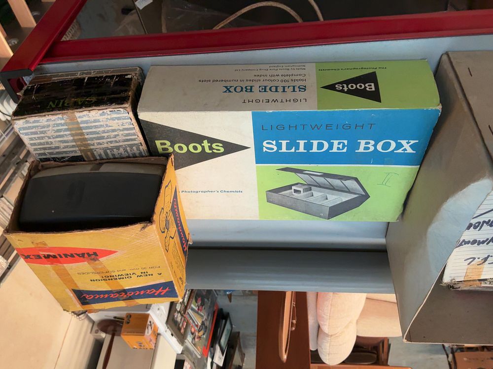 Lot 331: An Assortment of Vintage Photographic Equipment and an Archive of 35mm Transparency Slides