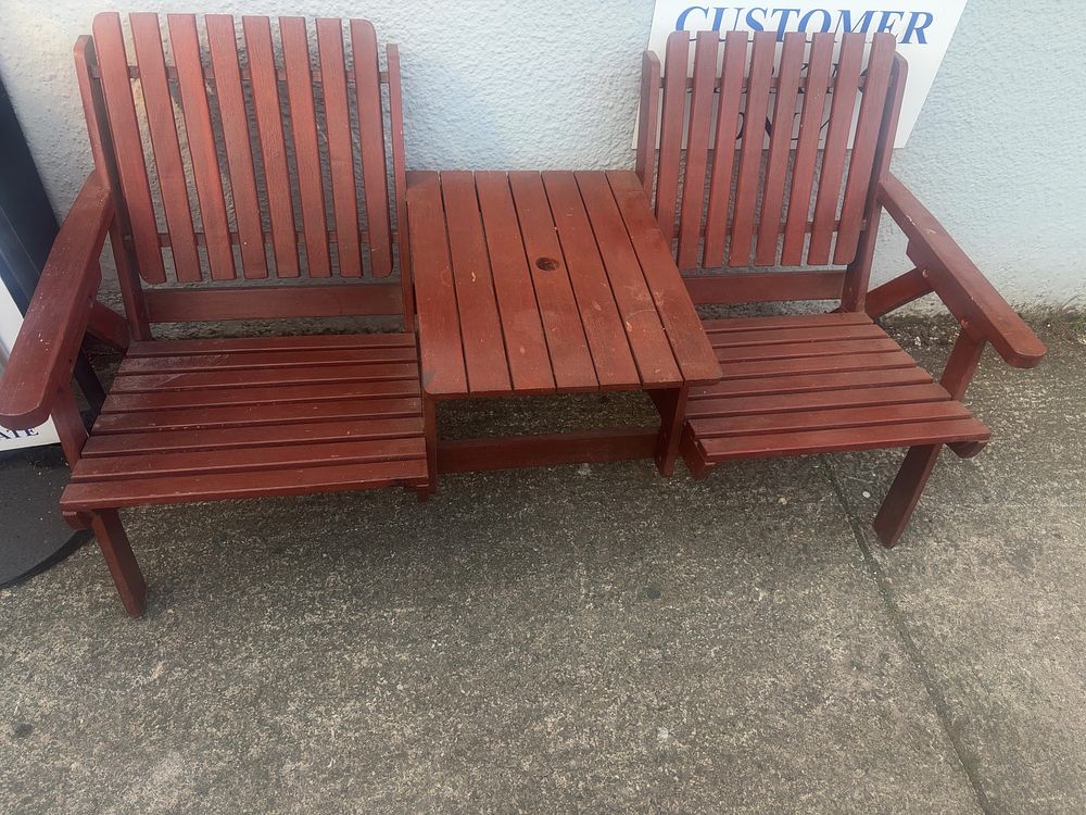 Lot 411: A Wooden Garden Companion Seat with Integrated Central Table