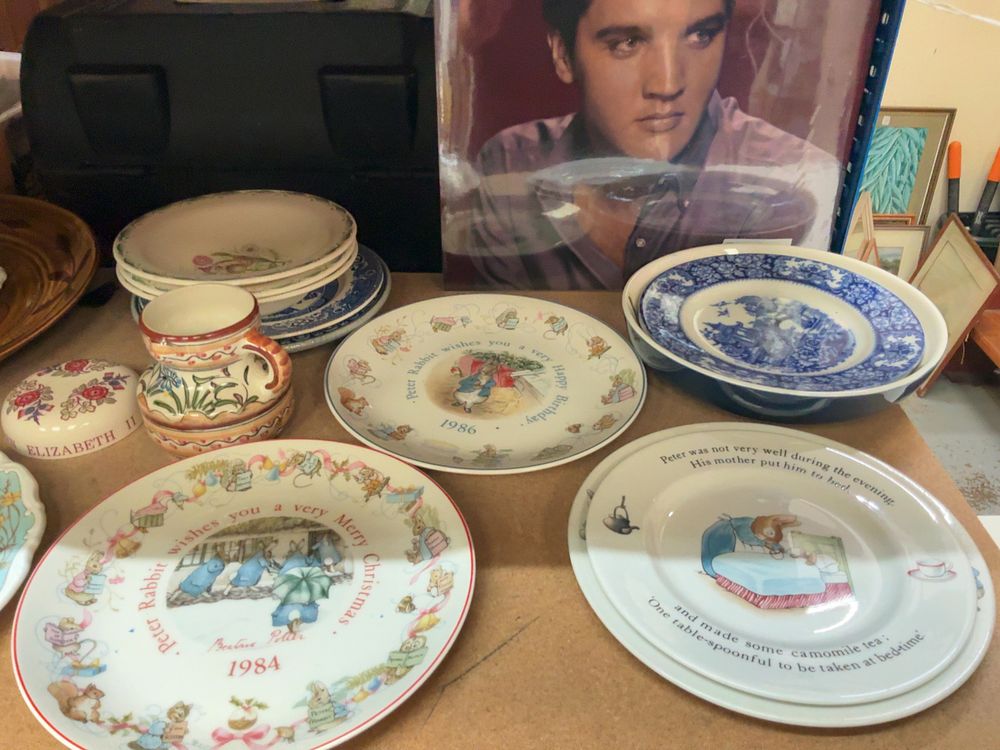 Lot 211: An Assortment of Decorative Ceramics and Collectibles including Wedgwood Peter Rabbit Royal Doulton Brambly Hedge and Royal Albert Festival Ware