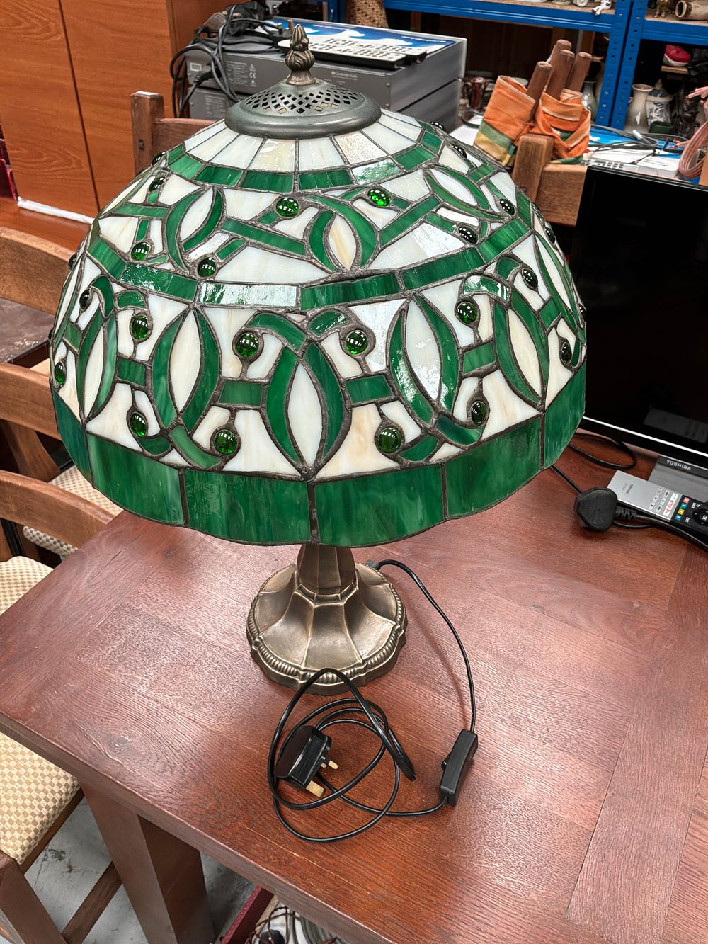 Lot 295: A Contemporary Tiffany-Style Leaded Glass Table Lamp