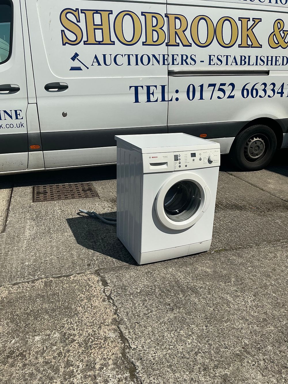 Lot 433: Bosch Avantixx 6 VarioPerfect 6kg Washing Machine