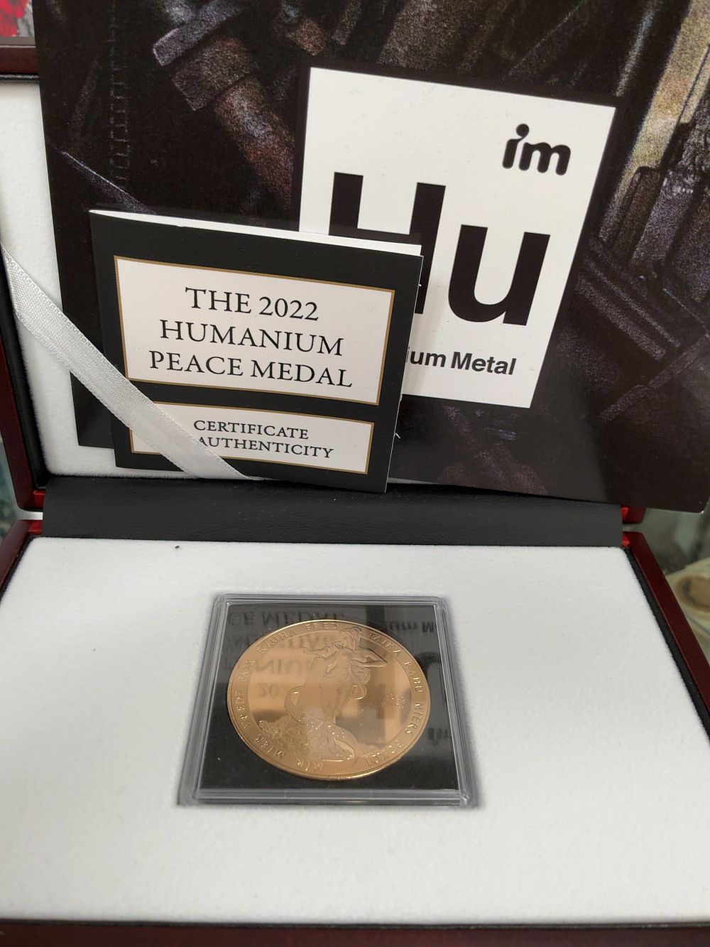 Lot 72: SE 2022 Humanium Peace Medal, Humanium Metal