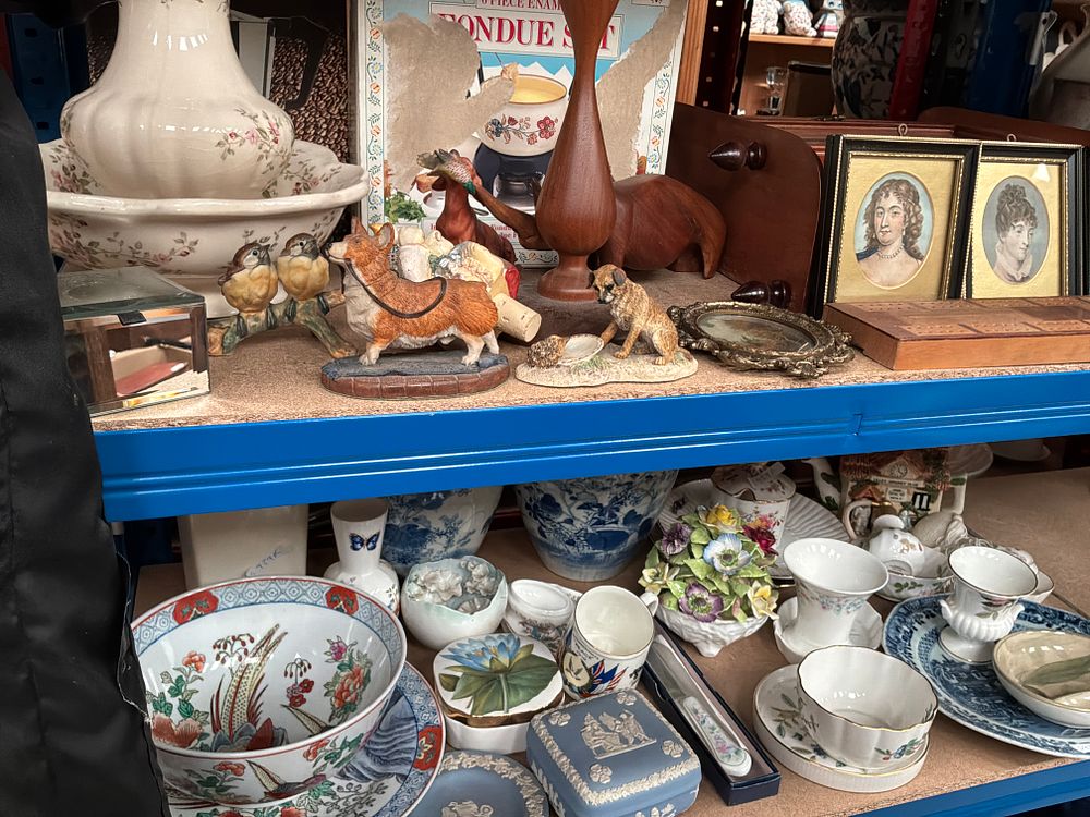 Lot 285: A Large Collection of Ceramics, Figurative Collectibles and Decorative Objects