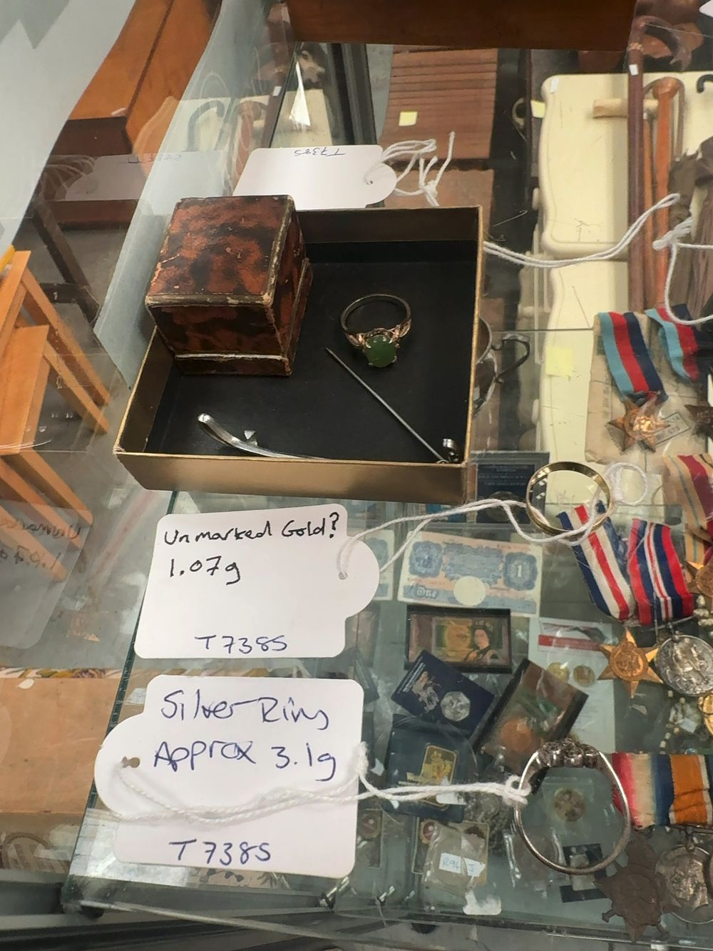 Lot 357: Mixed Lot of Vintage Jewellery and Accessories including an Unmarked Yellow Metal Band and Silver Five-Stone Ring