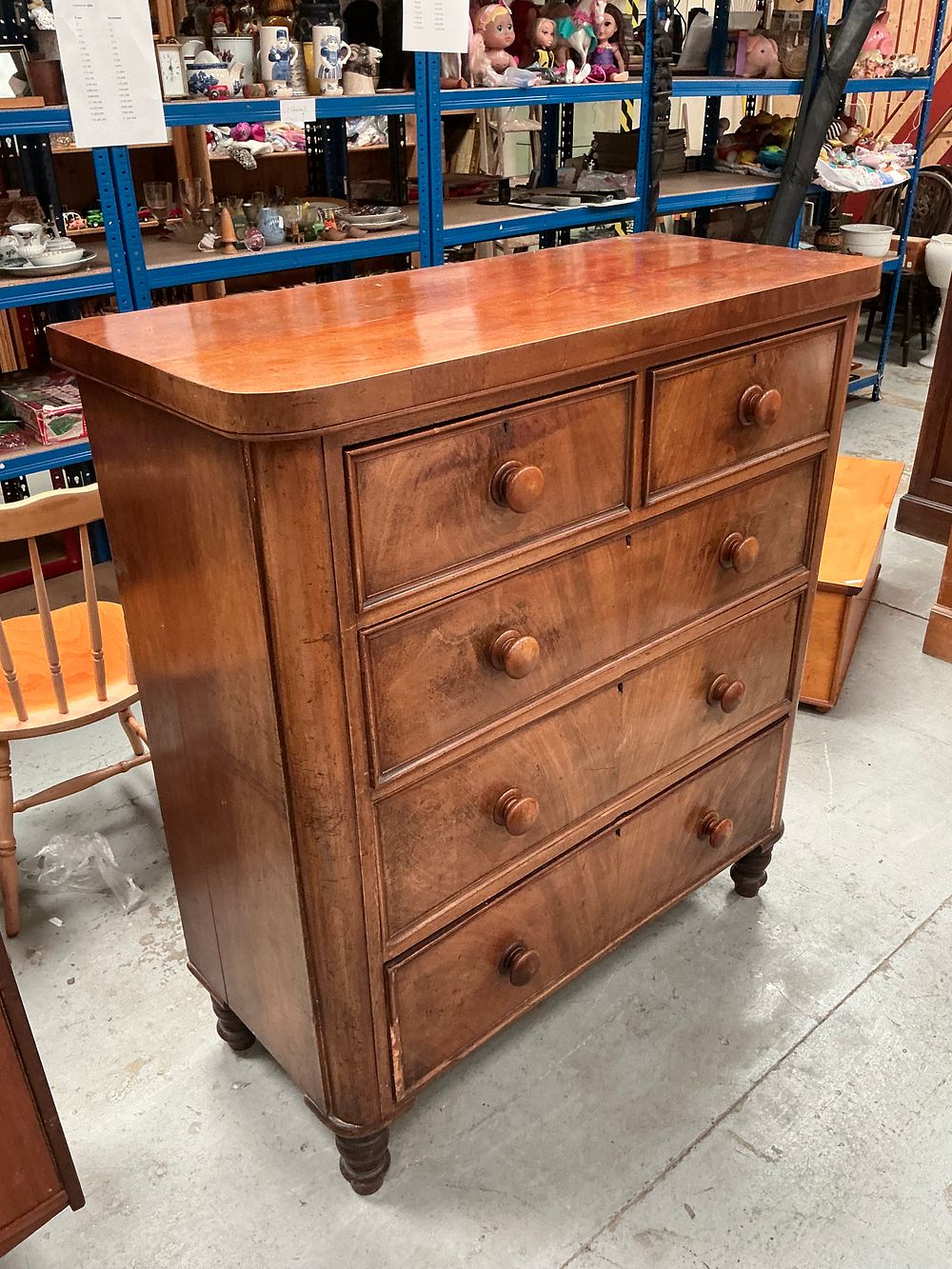 Lot 393: A Victorian Mahogany Chest of Drawers