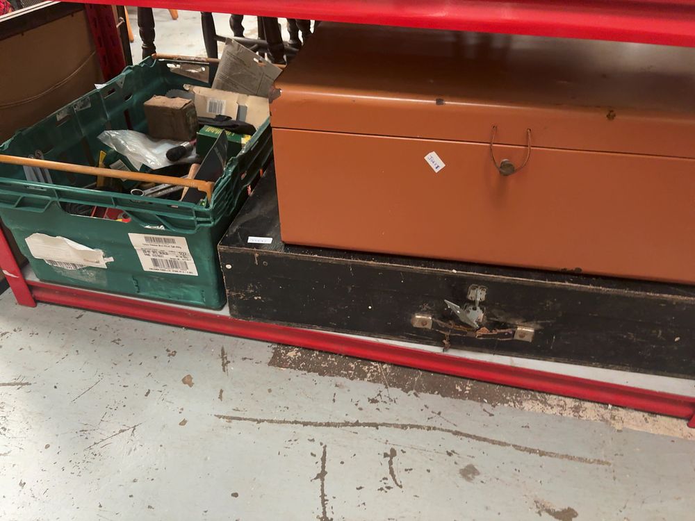 Lot 440: A Collection of Vintage Hand and Power Tools including a Metal Tool Chest and Accessories