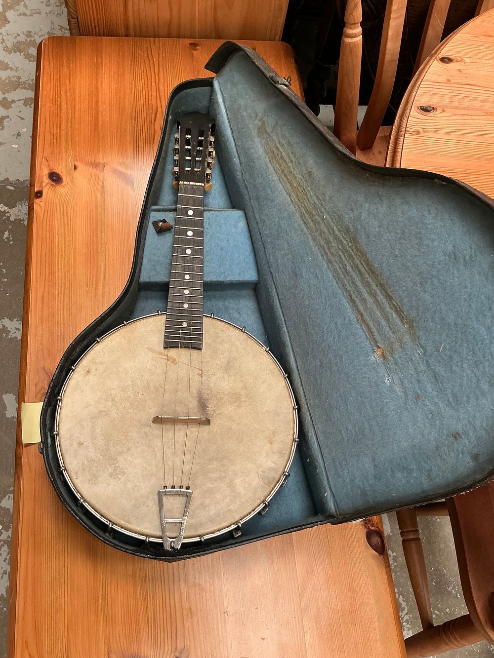 Lot 470: Early 20th Century Banjo-mandolin with Original Hard-shell Case