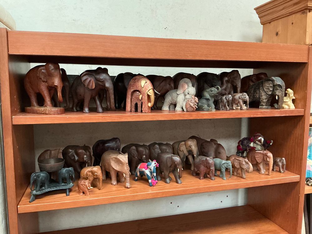 Lot 489: An Assortment of Elephant Figurines and Animalia in Mixed Media