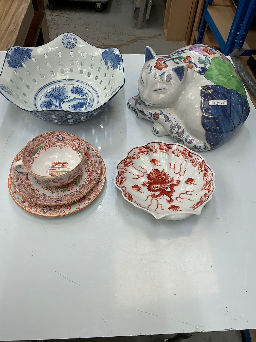 Lot 230: A Collection of Chinese and Japanese Decorative Porcelain