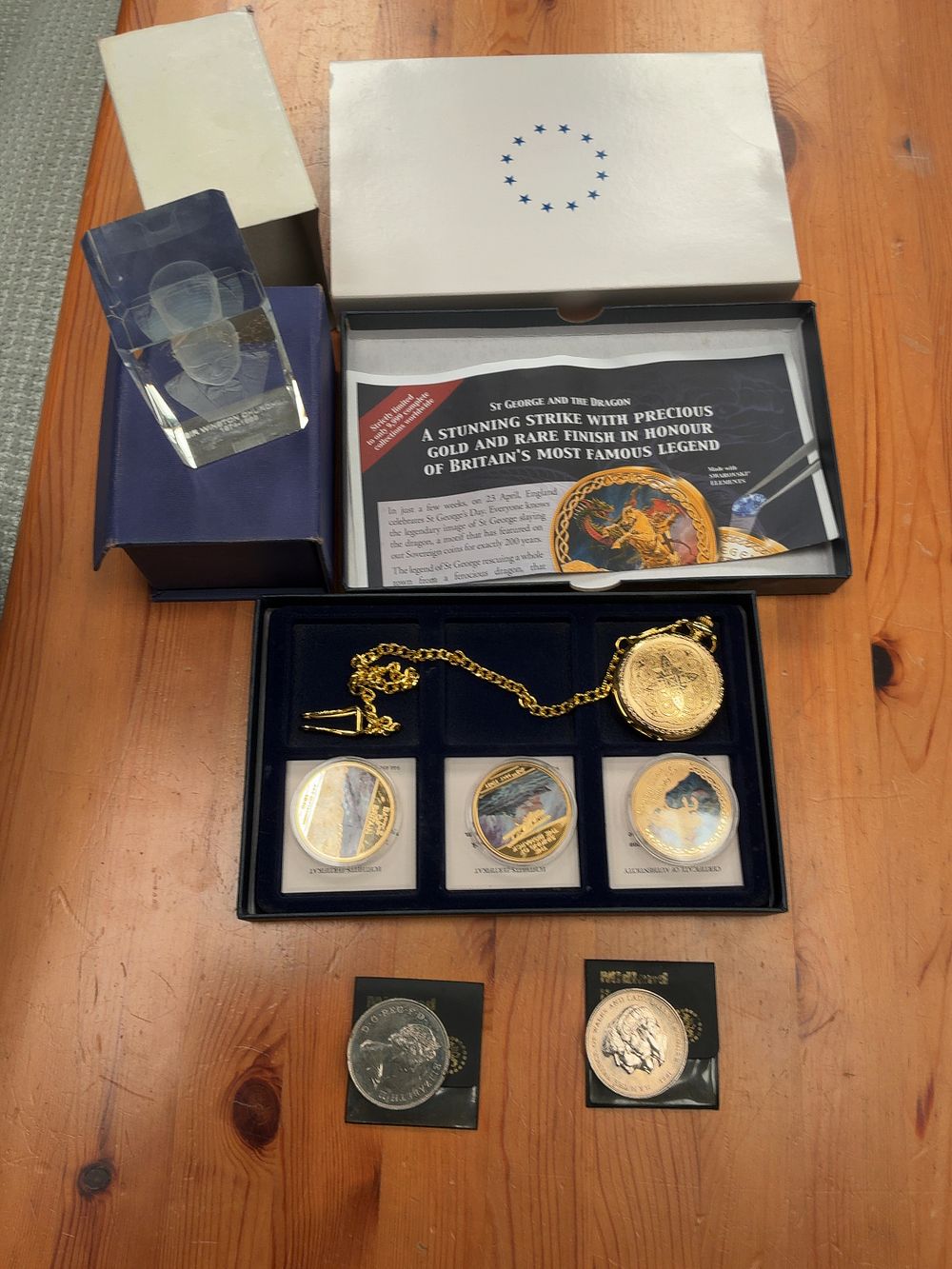 Lot 277: A Collection of UK Commemorative Medallions, Coins, and Memorabilia