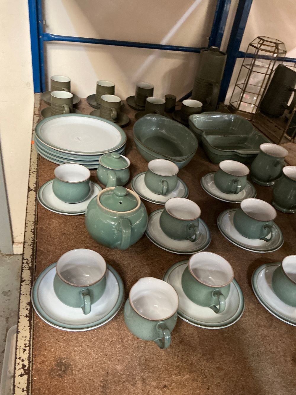 Lot 281: A Collection of Denby Regency Green and Chevron Pattern Stoneware Tableware