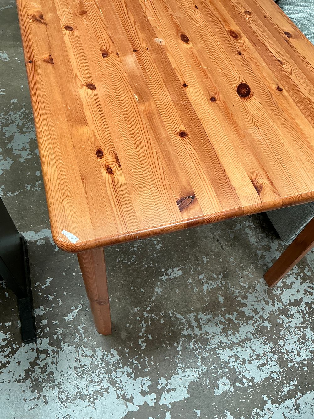 Lot 304: A Contemporary Solid Pine Rectangular Dining Table