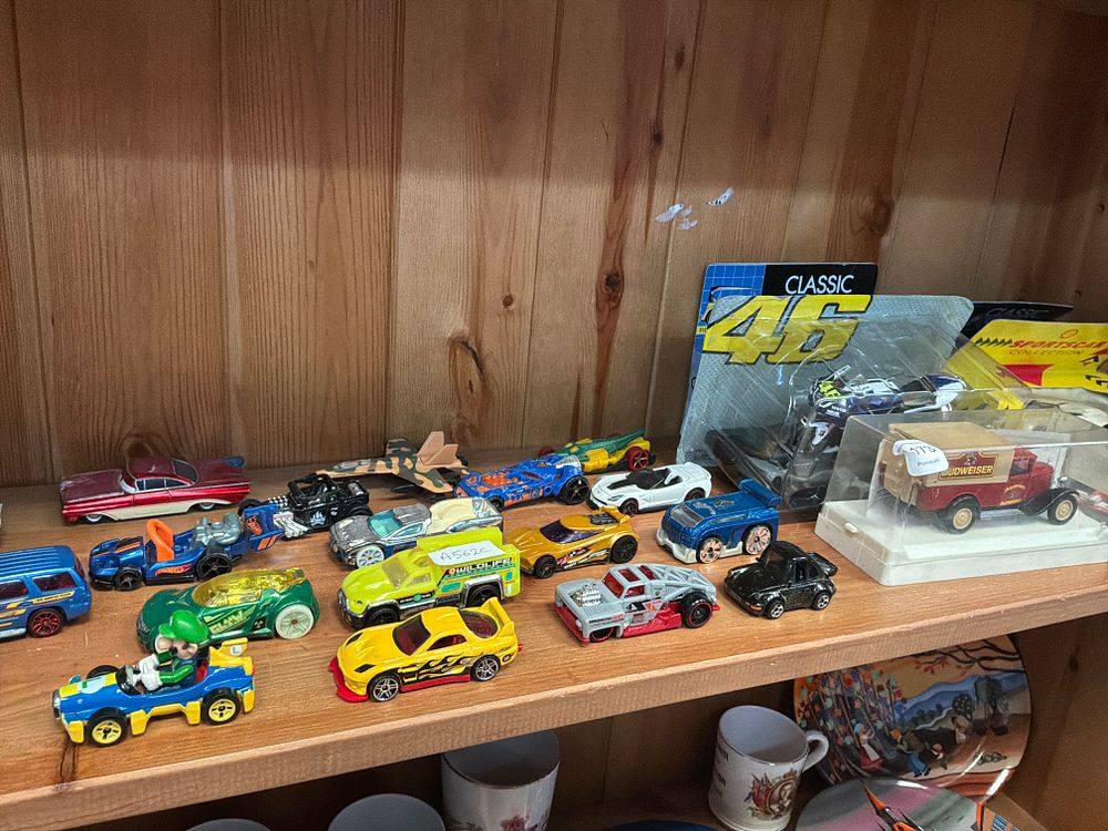 Lot 173: A Collection of Die-cast and Plastic Toy Vehicles including Minichamps and Shell Examples in Cases
