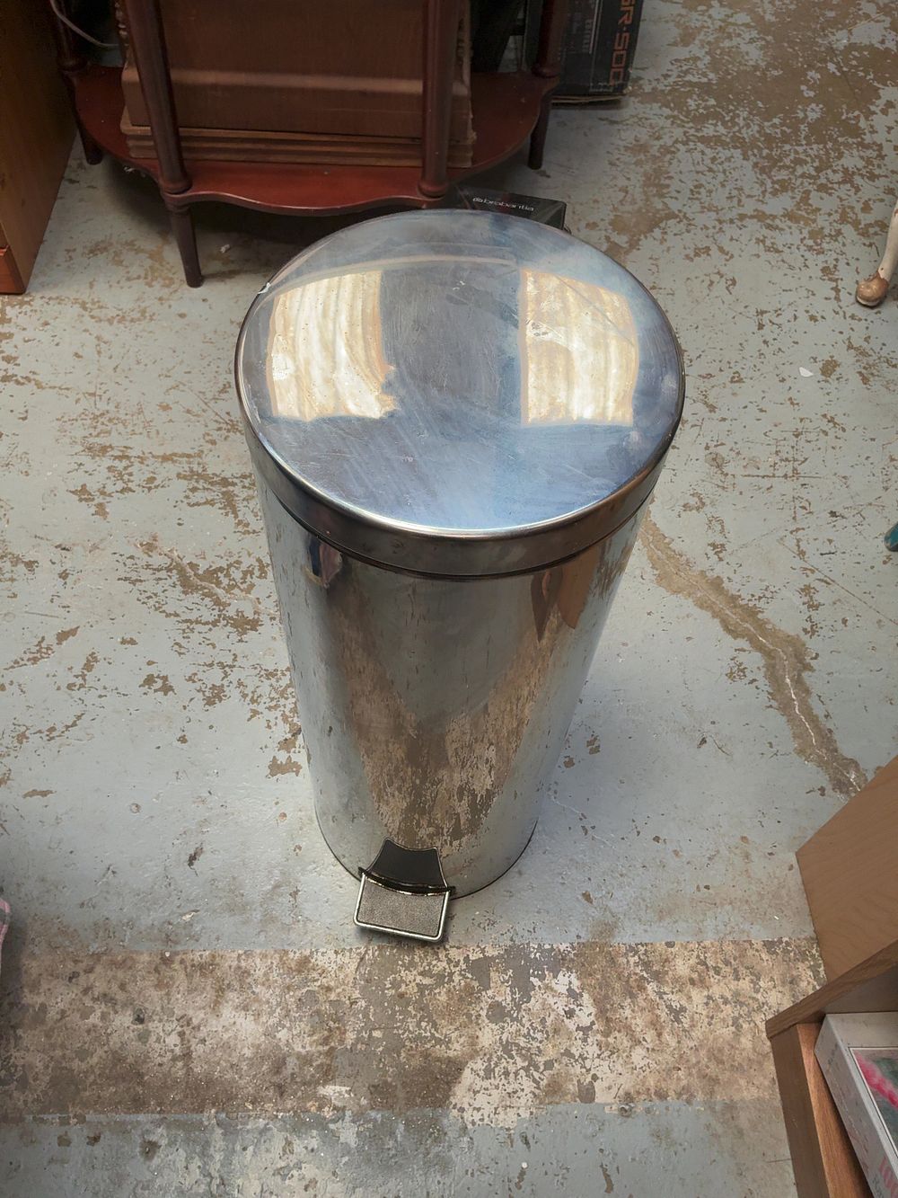 Lot 209: A Contemporary Brabantia Stainless Steel Pedal Bin