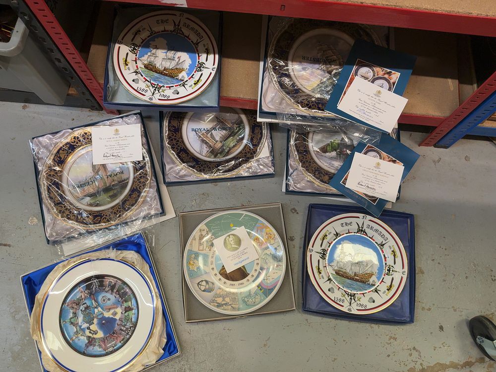 Lot 227: A Collection of Eight Ceramic Commemorative Plates including Royal Worcester and Wedgwood Examples in Presentation Boxes