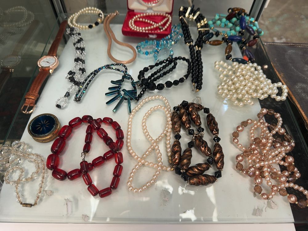 Lot 60: A Collection of Costume Jewellery including a Pierre Cardin Wristwatch and a Faux Pearl Necklace in Presentation Case
