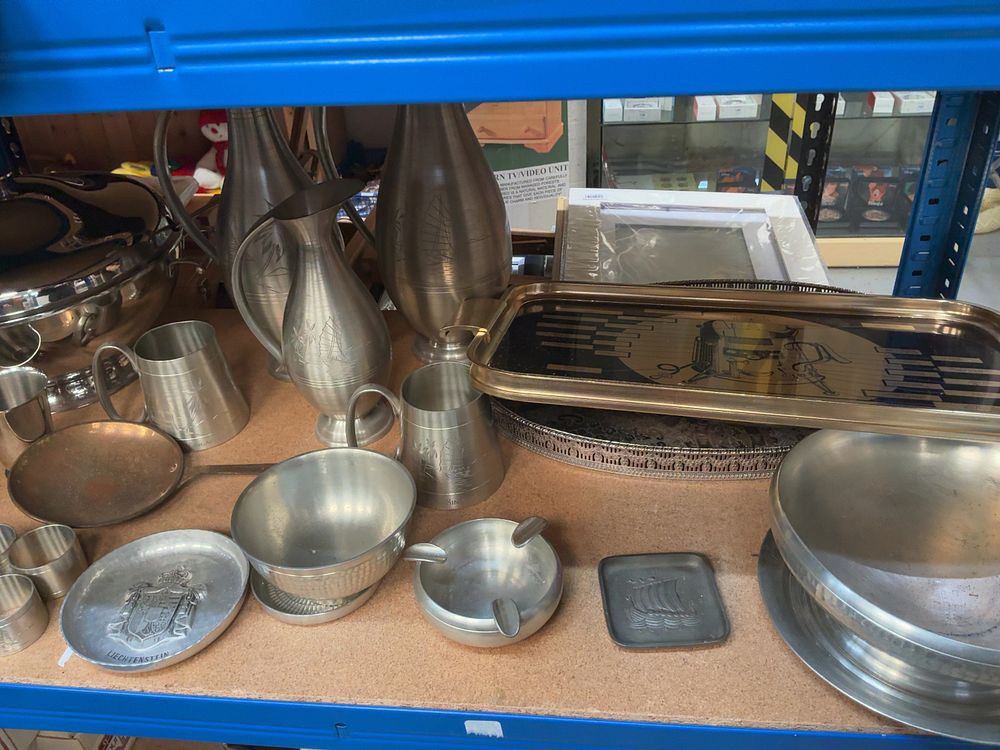 Lot 281: A Collection of Metalware Tableware and Souvenir Items including Selangor Pewter and Silver-Plated Examples