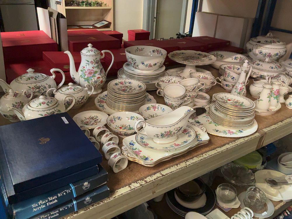 Lot 311: A Collection of Pembroke Pattern Fine Bone China Tableware Including Aynsley Examples and Serving Tureens