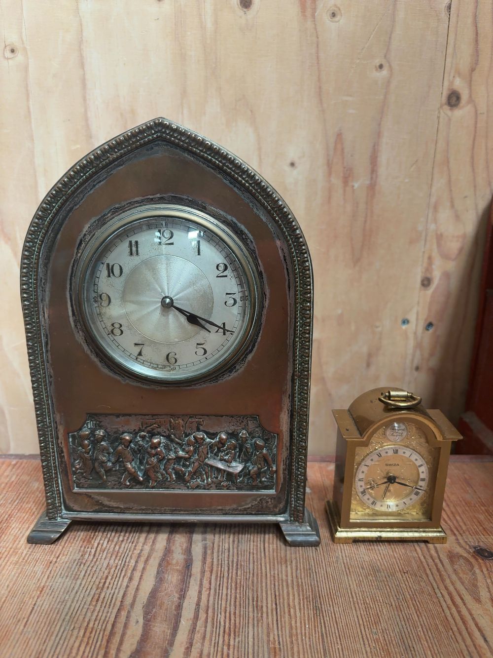 Lot 358: A Pair of Mantel Clocks Including a Swiza Brass Example