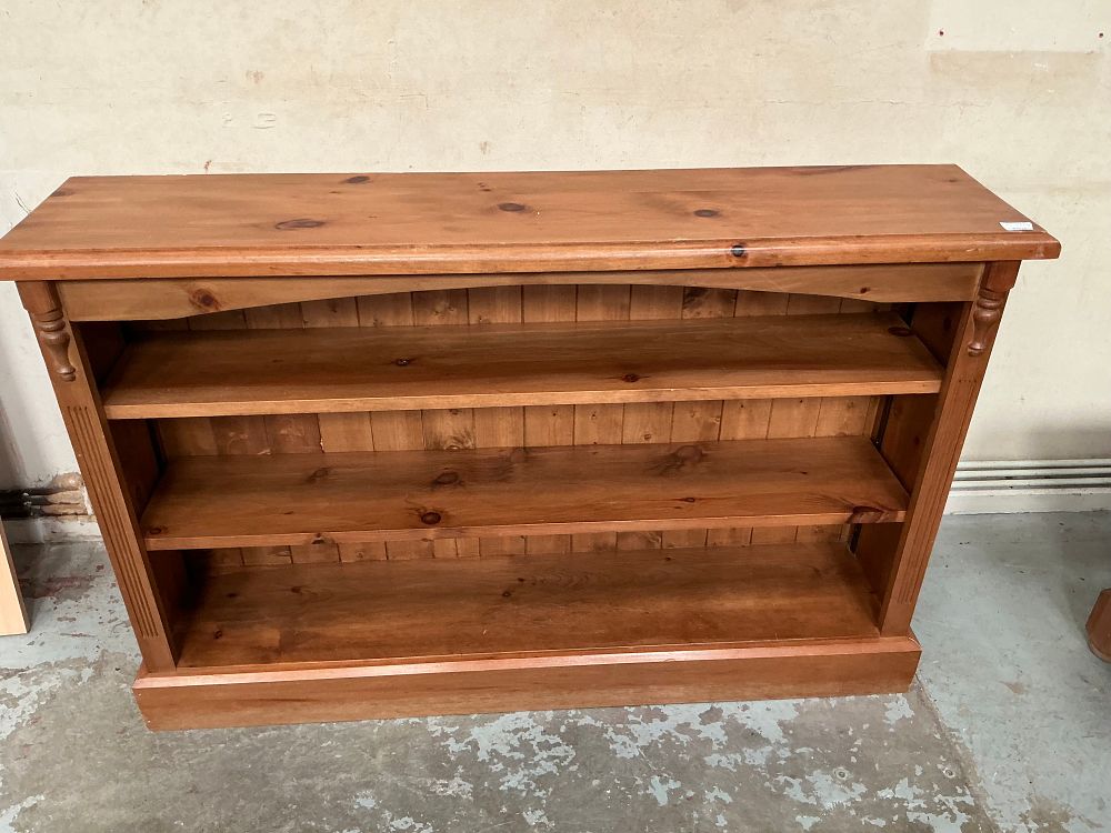 Lot 401: A Late 20th Century Traditional Style Solid Pine Low Open Bookcase