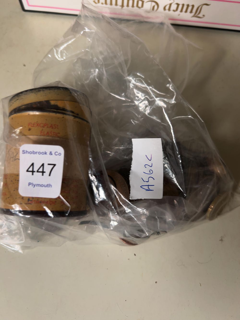 Lot 447: A Collection of UK Pre-Decimal Coins in a Vintage Flexoplast Elastic Tin