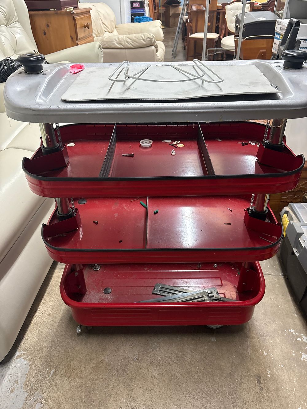 Lot 565: A Sealey Toolcab Multi-Level Metal and Plastic Mobile Workshop Tool Trolley