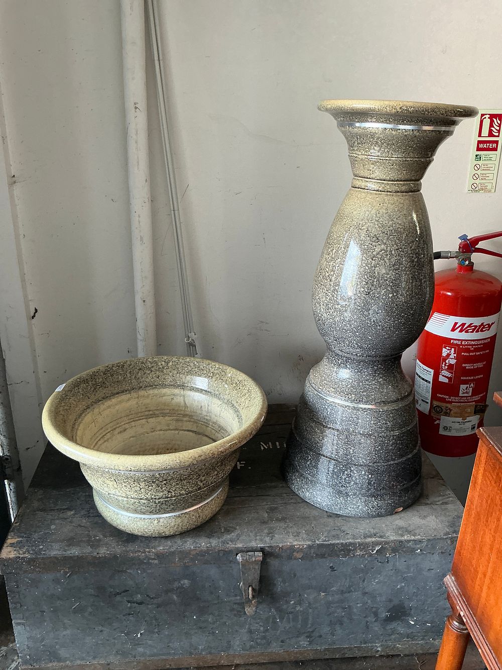 Lot 9: A Set of Two Contemporary Granite style Glazed Ceramic Pedestal and Jardiniere Pieces