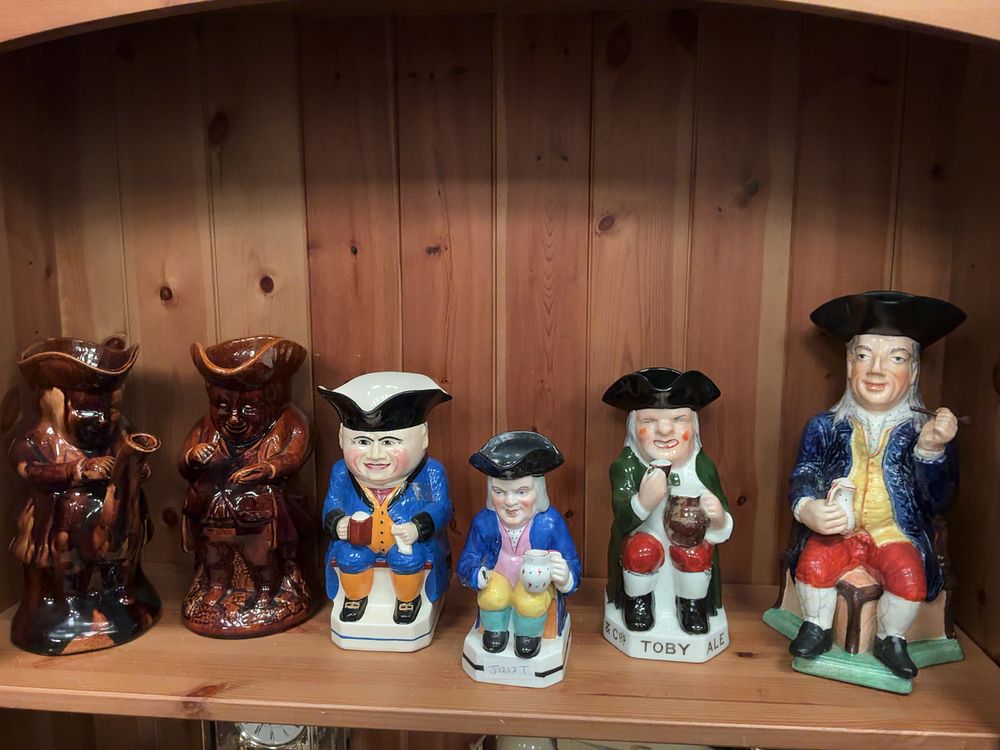 Lot 132: A Collection of Five Earthenware Toby Jugs and a Teapot including a James Green and Nephew Example