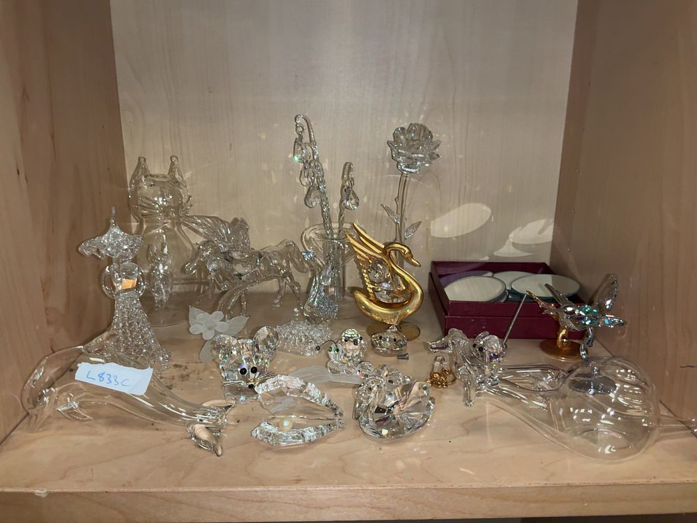 Lot 134: A Collection of Faceted Lead Crystal and Mixed Metal Animal and Floral Figurines with Display Mirrors