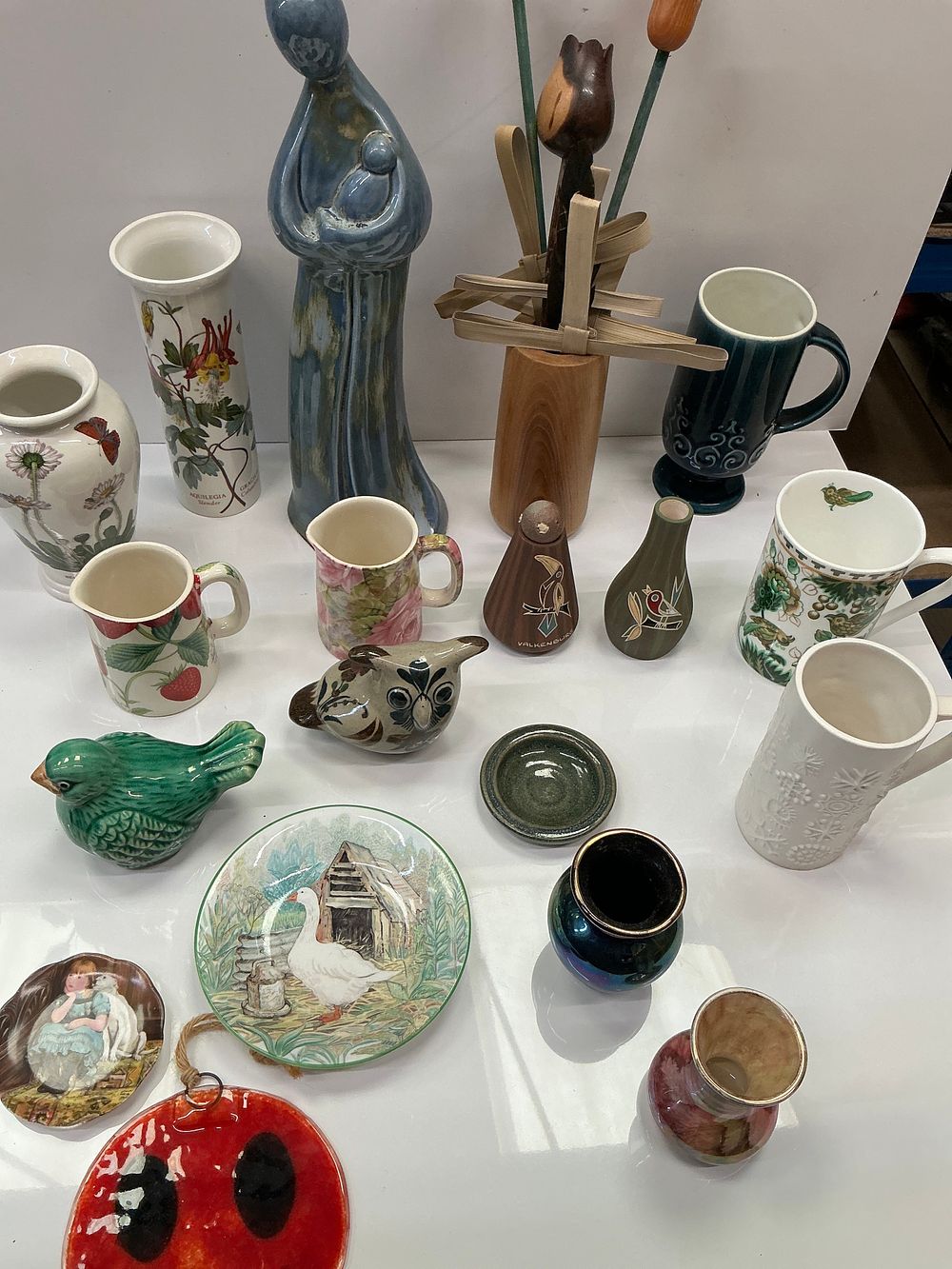 Lot 166: A Collection of Ceramic and Decorative Tablewares Including Portmeirion and Coalport Examples