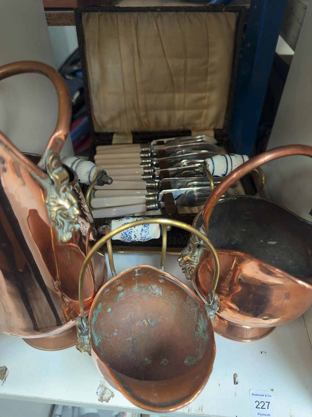 Lot 227: An Assortment of Decorative Metalware including a Cased Set of Twelve Fish Eaters, a Brass Tray and Three Copper Scuttles