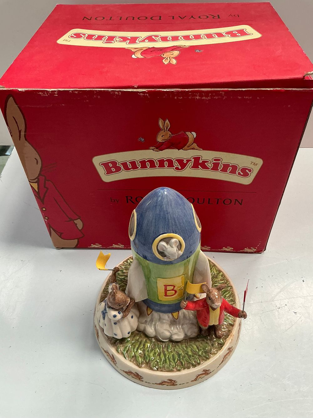 Lot 228: A Royal Doulton Bunnykins Shooting for the Stars Ceramic Money Box with Presentation Case