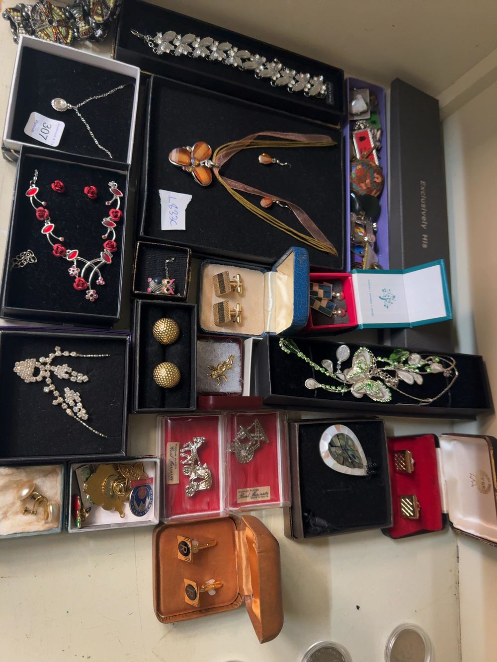 Lot 307: A Collection of Vintage and Contemporary Costume Jewellery and Men's Accessories Including Real Marcasite and Hand Crafted Examples