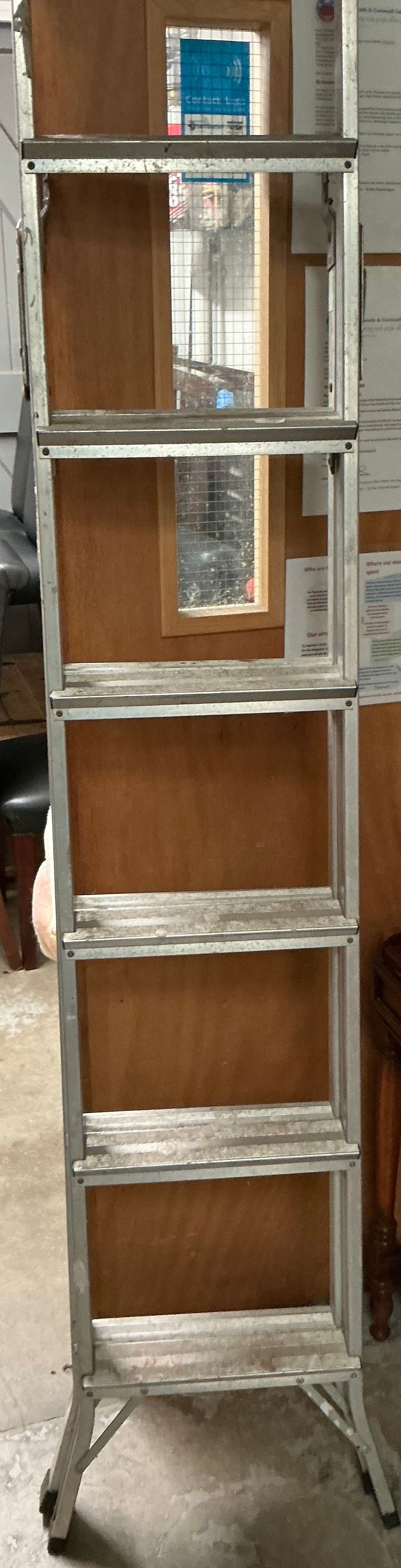 Lot 400: A Pair of Folding Step Ladders in Aluminum and Painted Metal with Wooden Treads