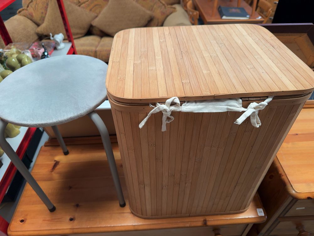 Lot 419: A Mixed Lot of Two Contemporary Items comprising a Bamboo Laundry Hamper and an Upholstered Stool